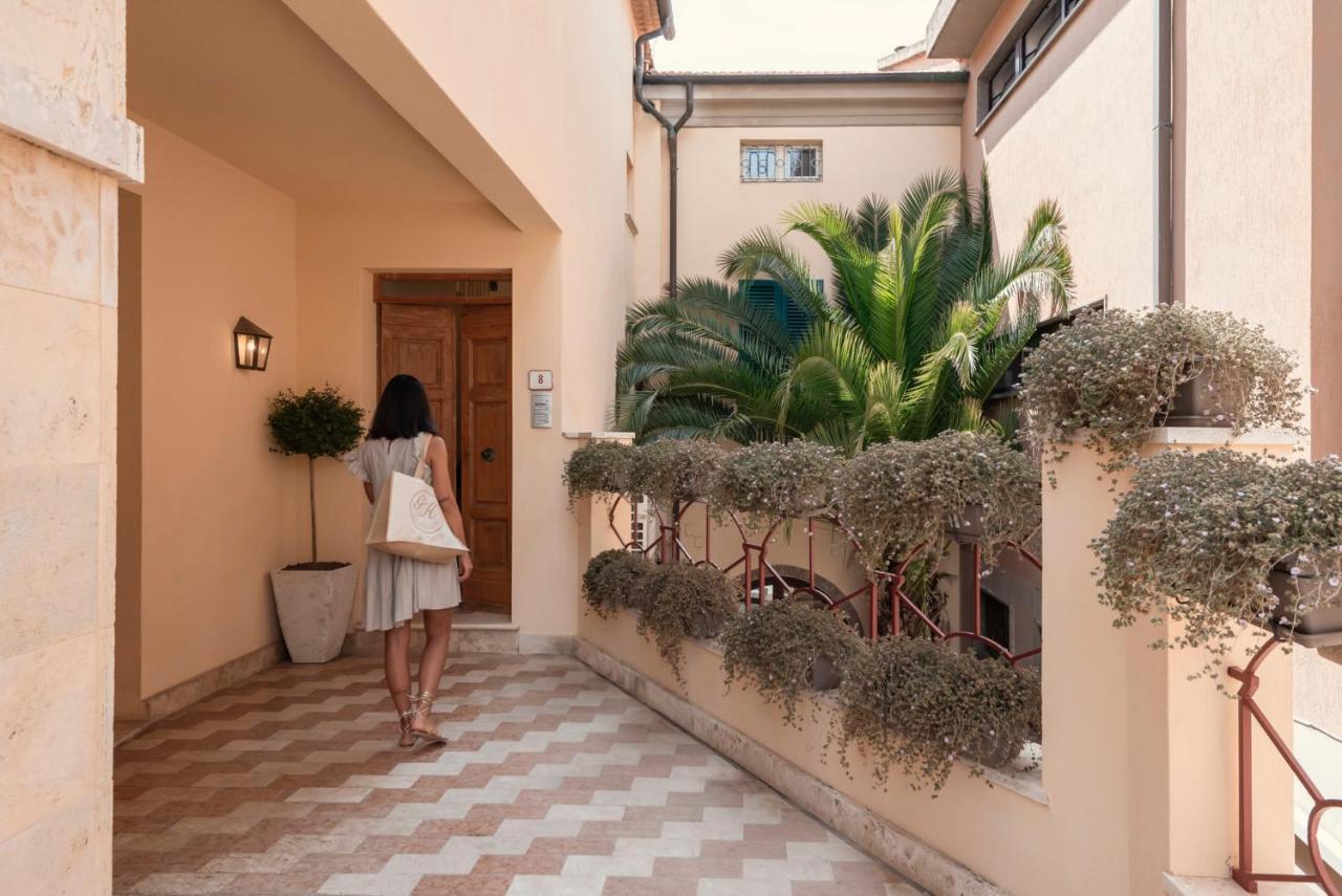 Palazzo Degli Archi Apartamento San Vincenzo Exterior foto